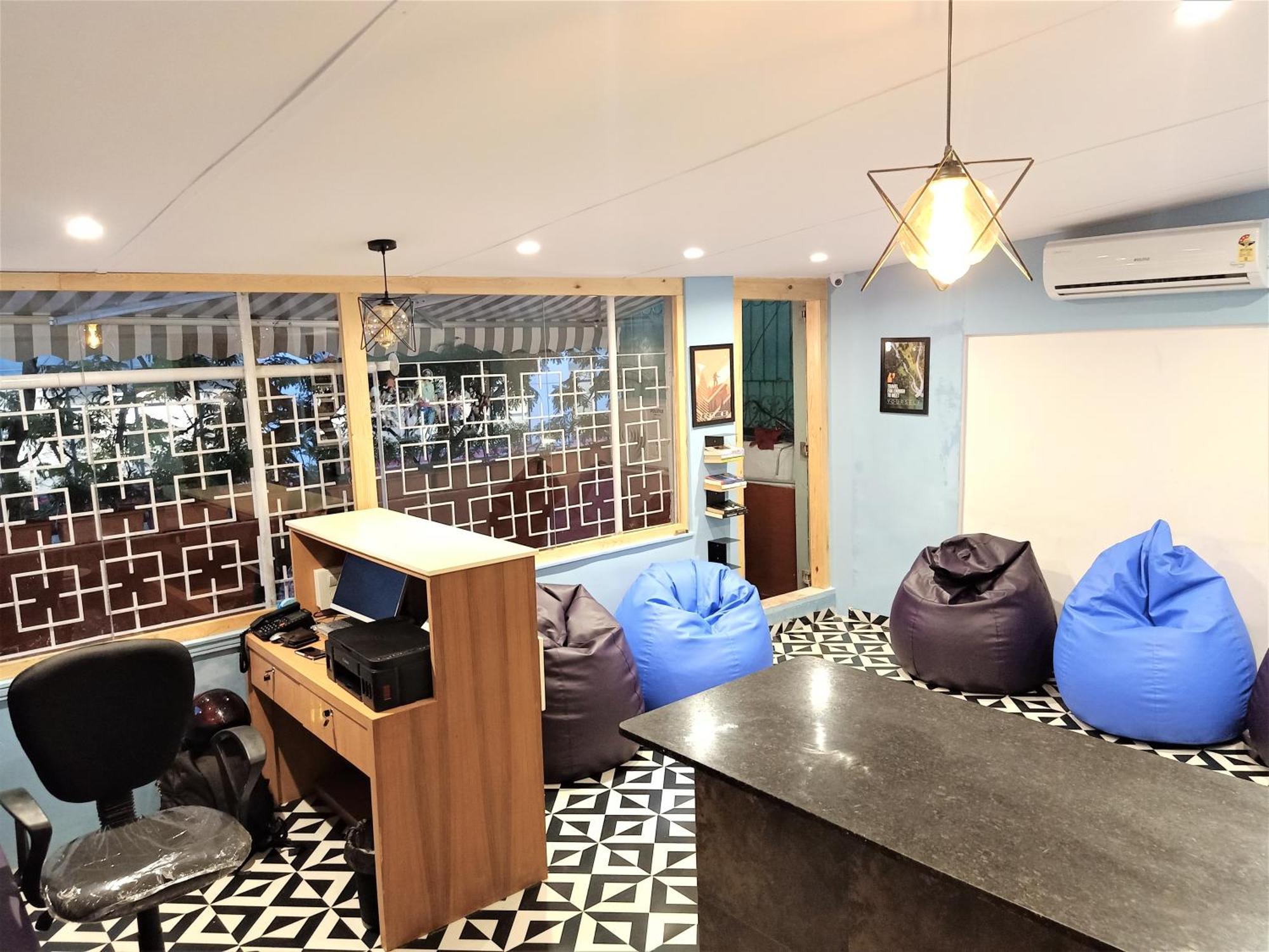 Stay Villa Hostel For Male And Female Мумбаї Екстер'єр фото